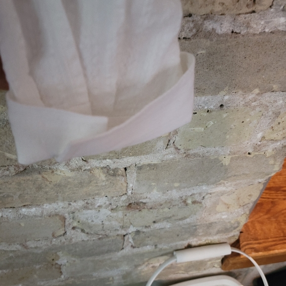 White Jones New York blouse - Picture 2 of 8